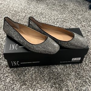 Women’s INC Black Crystal Flats size 5.5